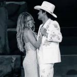 KAROL G, BRUNO MARS